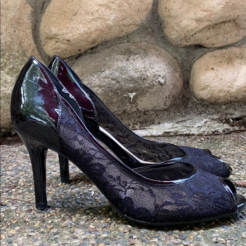BLACK LACE High Heels